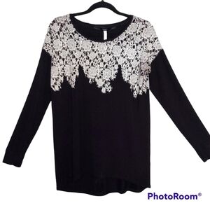 Kensie Long Sleeve Faux Lace Top size S